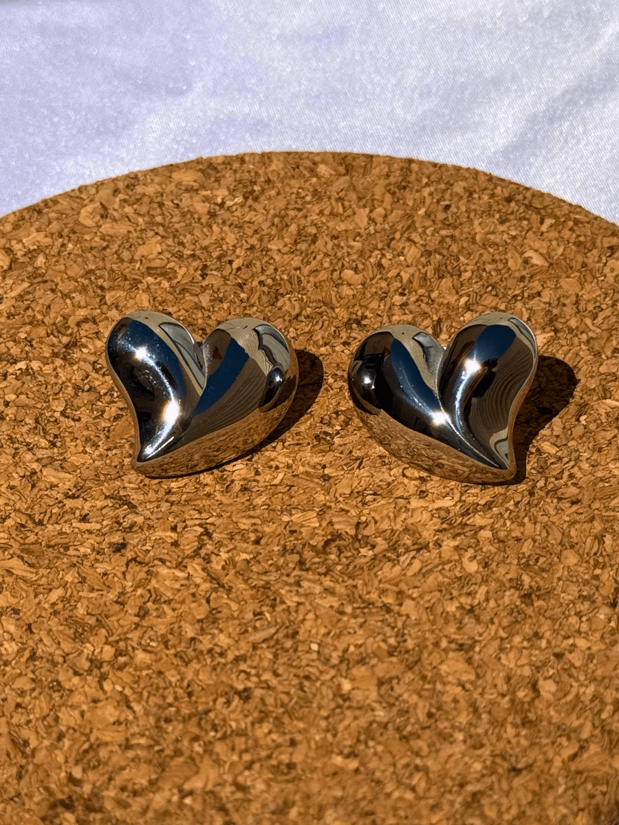 Gilded Heart Earrings Silver
