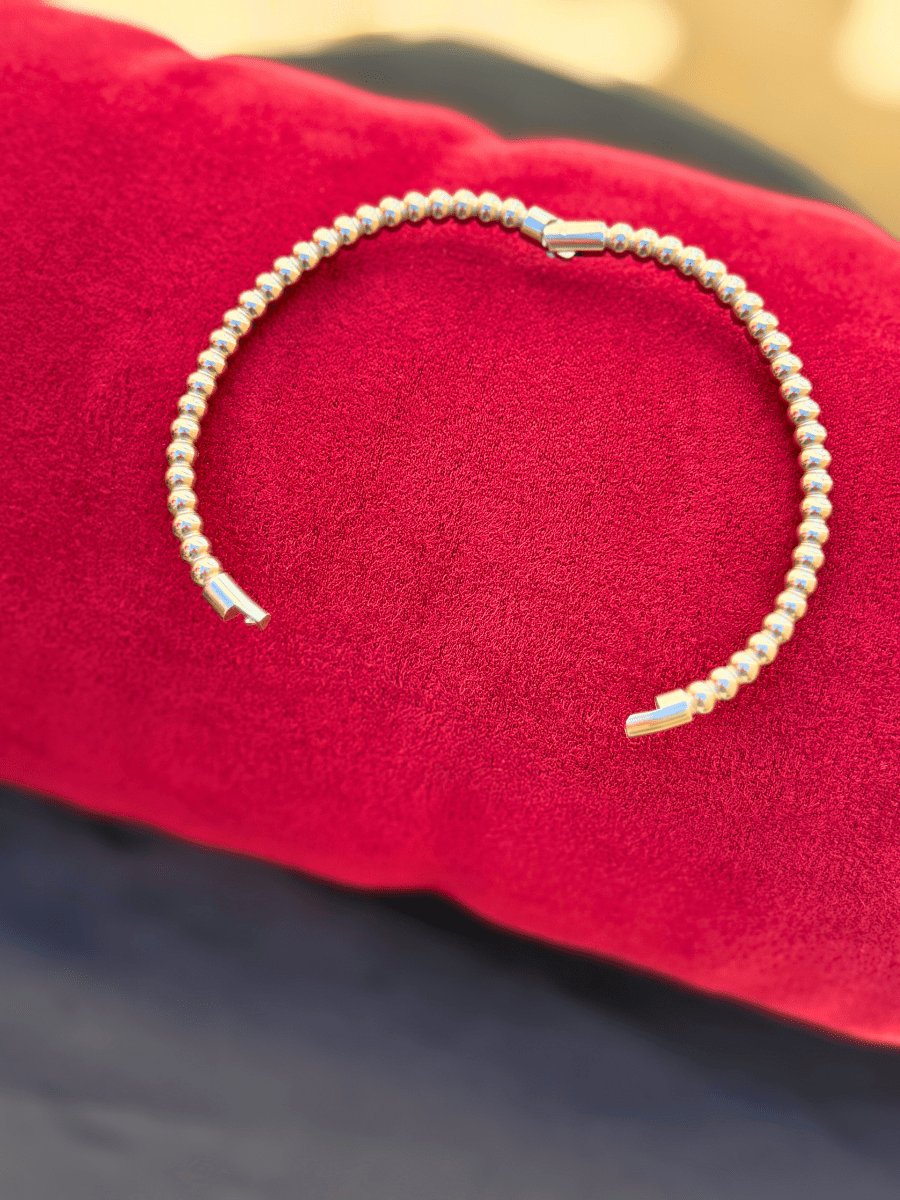 Minimalist Halo Bangle Silver