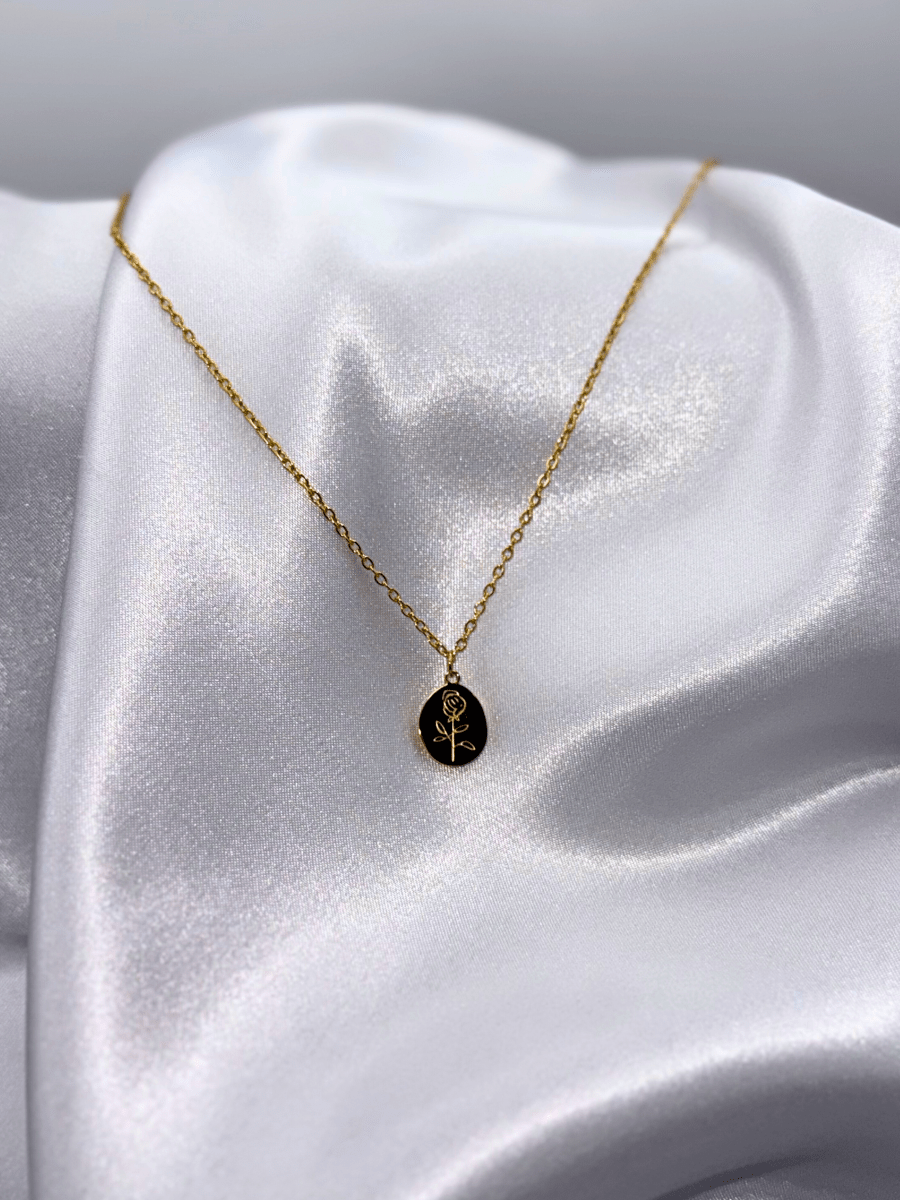 Rosalina Necklace Gold