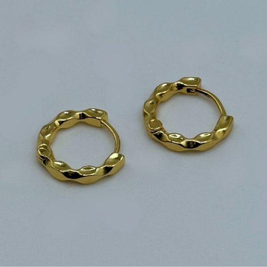 Wavy Gold Huggies