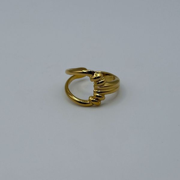 Knot Ring
