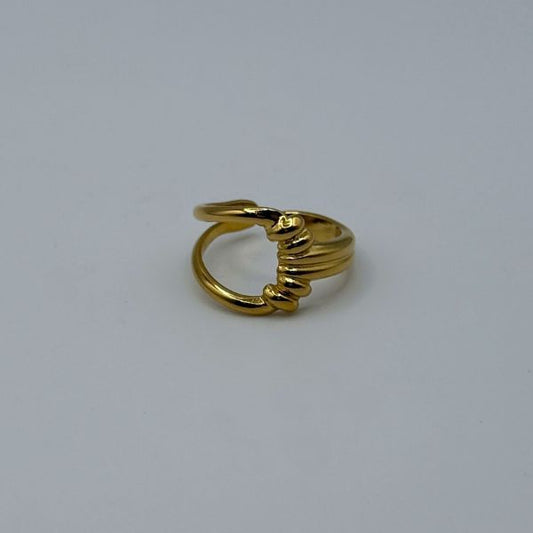Knot Ring