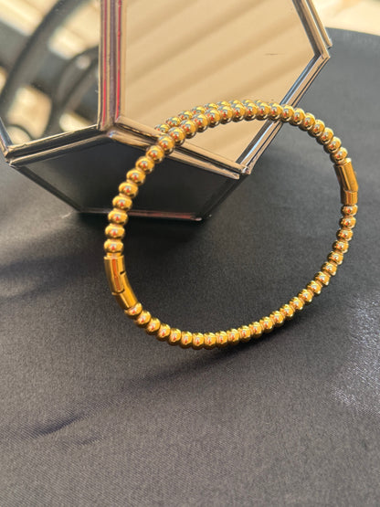 Minimalist Halo Bangle Gold
