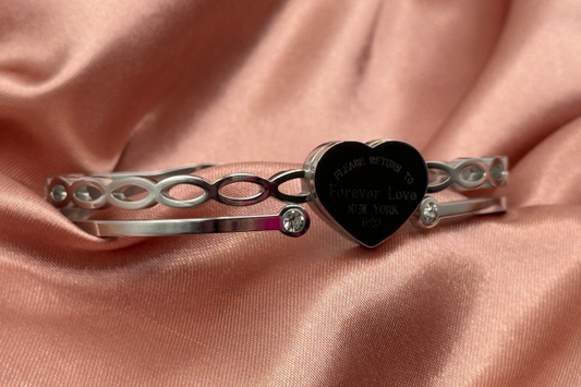 Forever Linked Bangle Silver