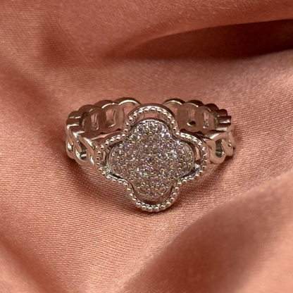 Clover Link Ring – Silver