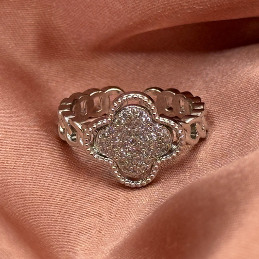 Clover Link Ring – Silver