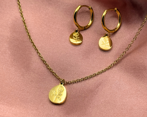 Rosalina Necklace Gold