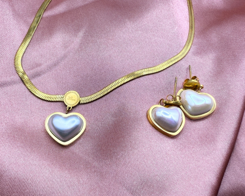 Eternal Love Pearl Necklace