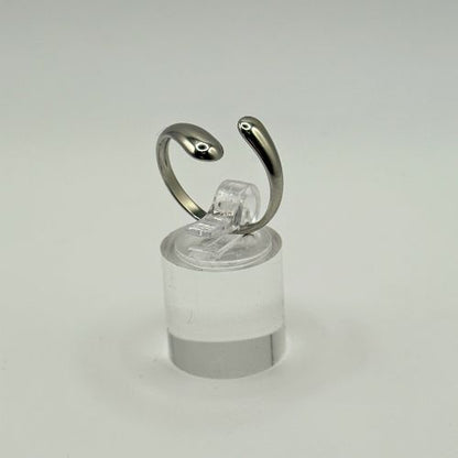 Liquid Curve Ring – Silver
