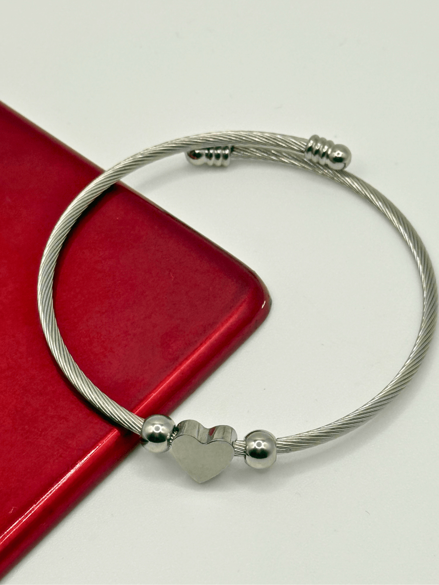 Eternal Twist Bangle Silver