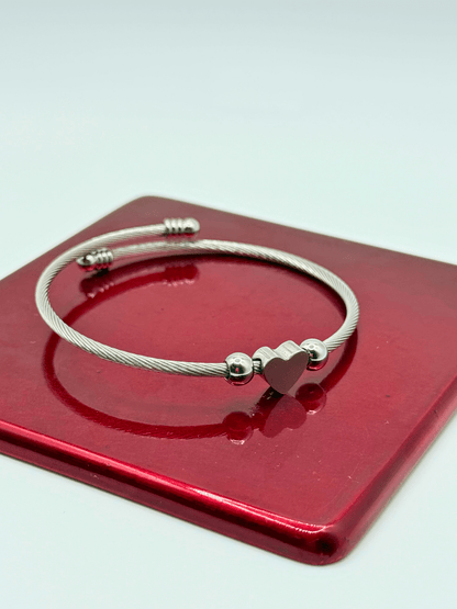 Eternal Twist Bangle Silver